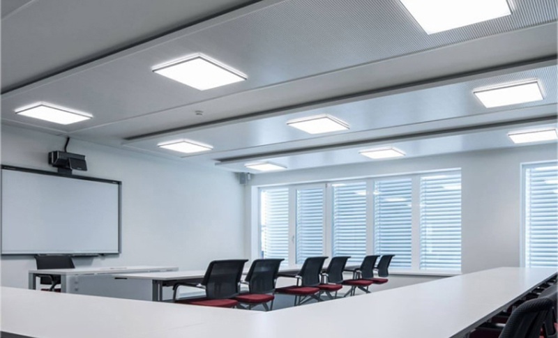 Đèn Led panel chiếu sáng văn phòng