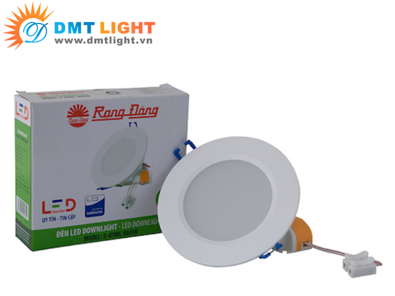 cong suat den led am tran