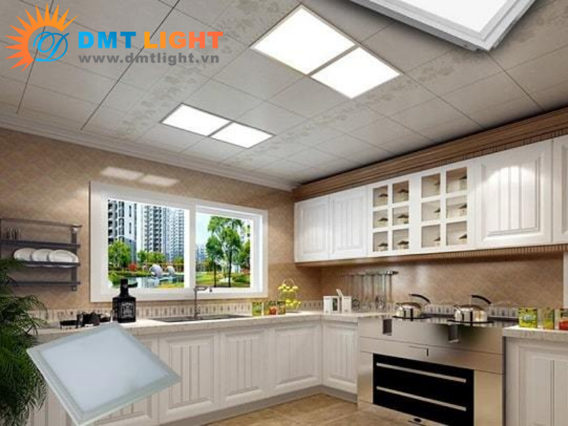  gia_den_led_am_tran_vuong_600x600