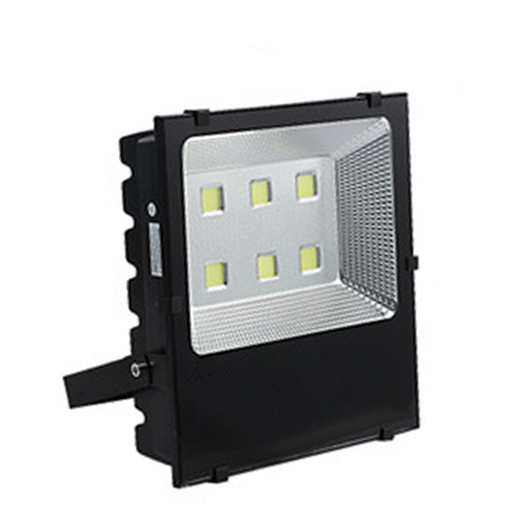 Đèn pha LED 300W giá rẻ P2-COB-300W