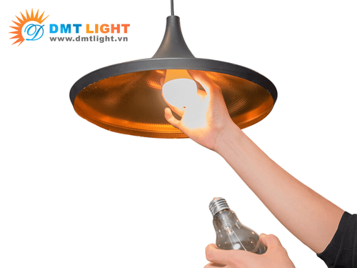 Hướng dẫn cách tháo bóng đèn Led tròn dễ dàng và an toàn