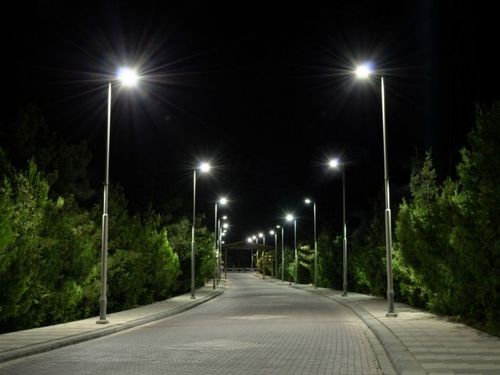 Cột đèn đường 8m