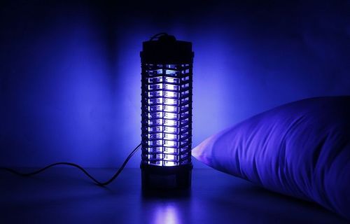 Đèn bắt muỗi là gì?