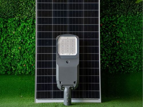 Đèn đường năng lượng mặt trời 100W