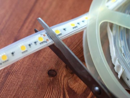 Cách lắp đèn led dây âm trần