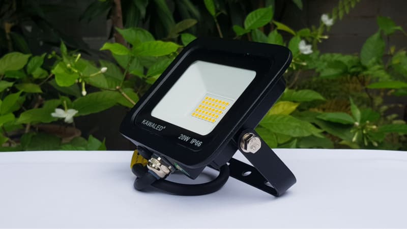 đèn led pha 20w 