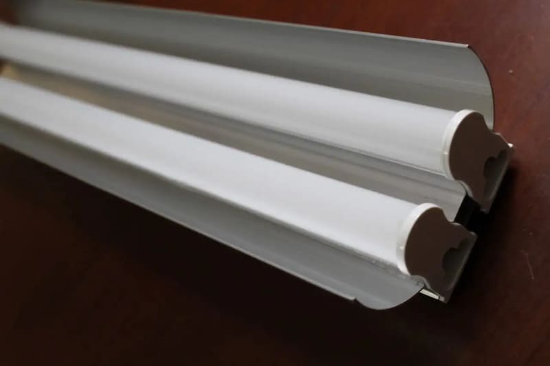 đèn tuýp led 60cm - 2