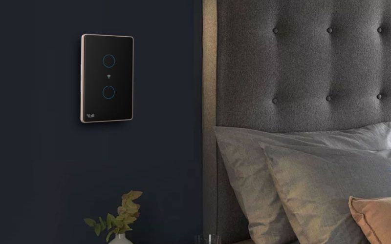 Công tắc thông minh Rạng Đông CO-RD-CTCU.WF-CN.02T-MN