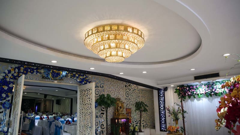 đèn ốp trần phòng khách nhỏ - 4