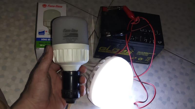 Đèn LED kẹp bình - 1