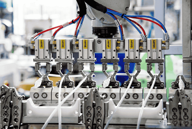 ứng dụng dây điện trong máy móc công nghiệp