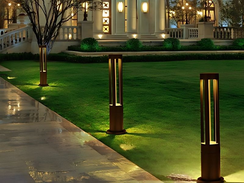 Đèn LED chiếu sáng sân vườn