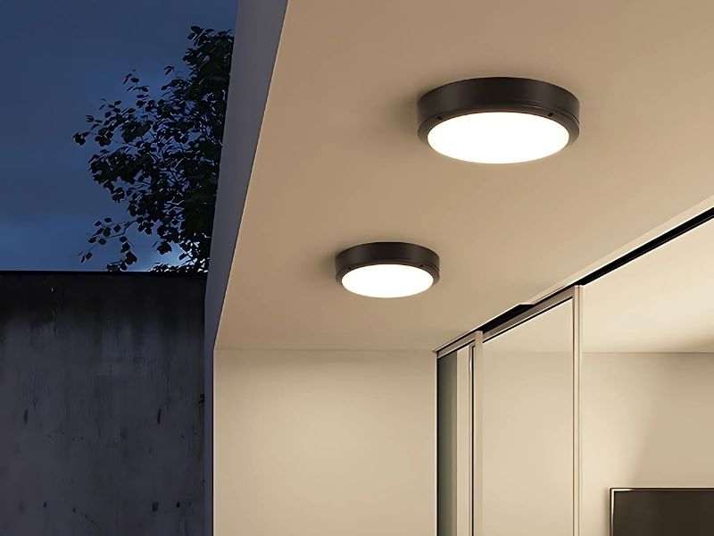 Độ bền ấn tượng: Tuổi thọ lên đến 50.000 giờ cho khí hậu Việt Nam