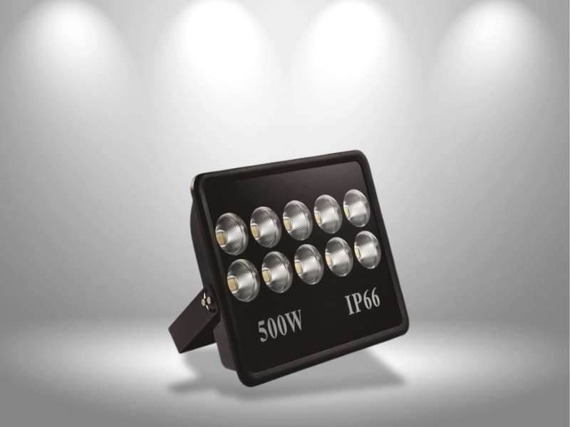 đèn led pha chiếu xa