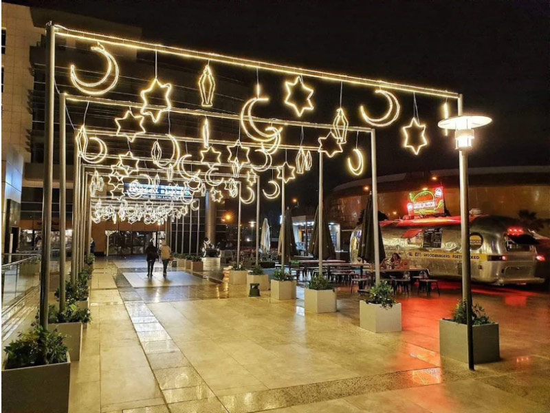 trang trí đèn đường