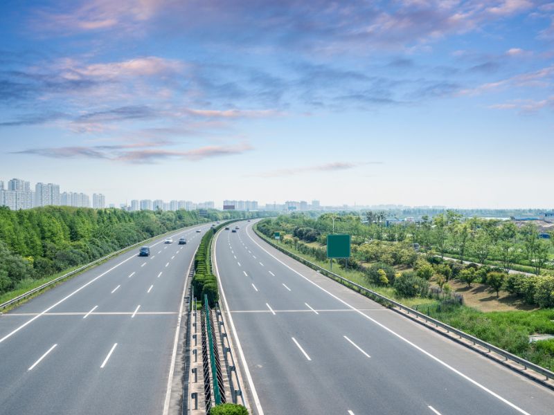 tại sao cao tốc không có đèn đường